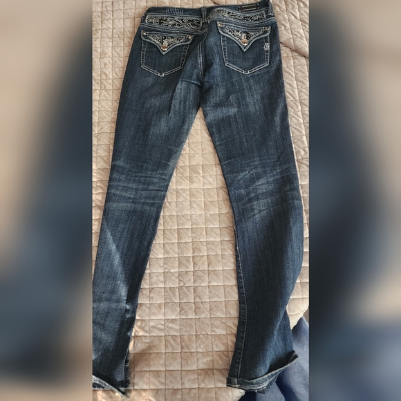 L.A. Idol Blue Boot Cut Jeans with Ornate Embellishments - Picture 4 of 6